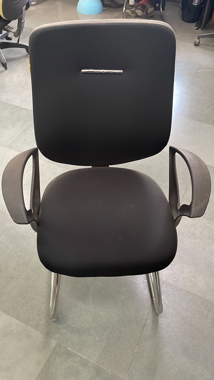 Fixed Visitor Chairs 4